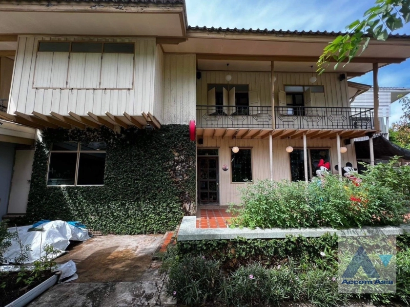  House For Rent in Sukhumvit, Bangkok  near BTS Thong Lo (AA38453)
