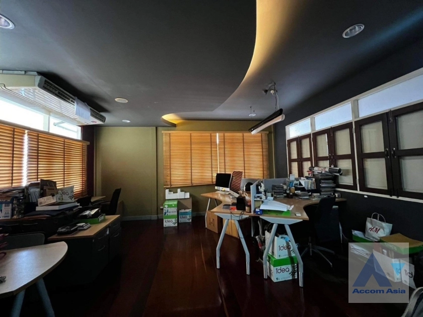 14  House For Rent in Sukhumvit ,Bangkok BTS Thong Lo AA38453