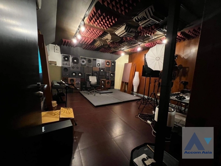 18  House For Rent in Sukhumvit ,Bangkok BTS Thong Lo AA38453