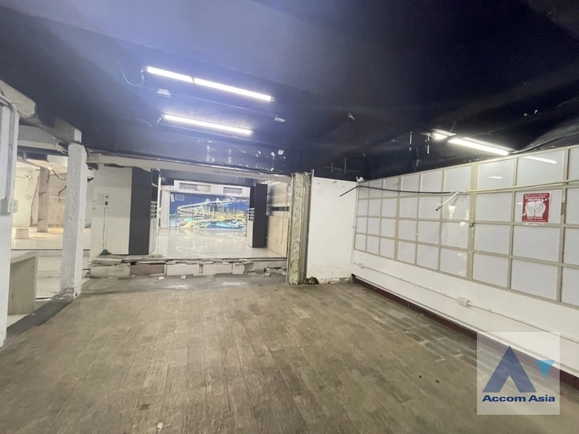 7  House For Rent in Sukhumvit ,Bangkok BTS Thong Lo AA38454