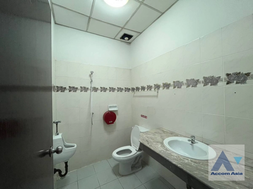 8  5 br Townhouse for rent and sale in Sathorn ,Bangkok BRT Wat Priwat AA38491