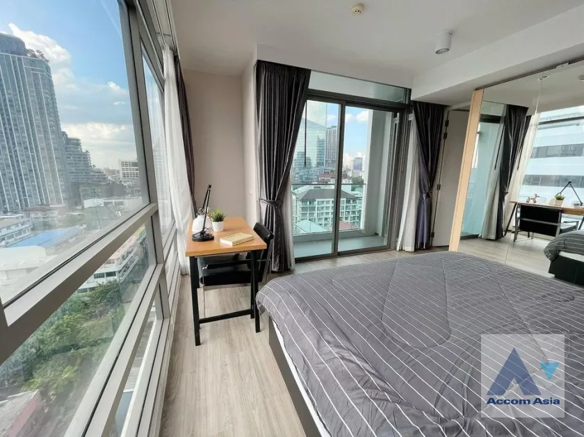7  2 br Condominium For Sale in Silom ,Bangkok BTS Chong Nonsi - MRT Sam Yan at Siamese Surawong AA38494