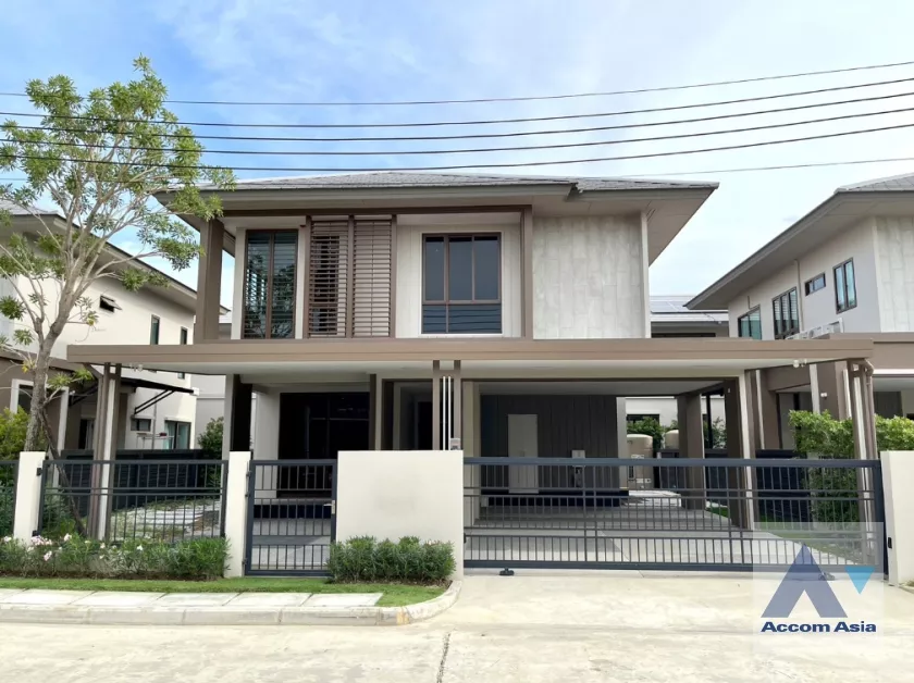  1  4 br House For Sale in Ratchadapisek ,Bangkok  at Burasiri Krungthepkreetha AA38527