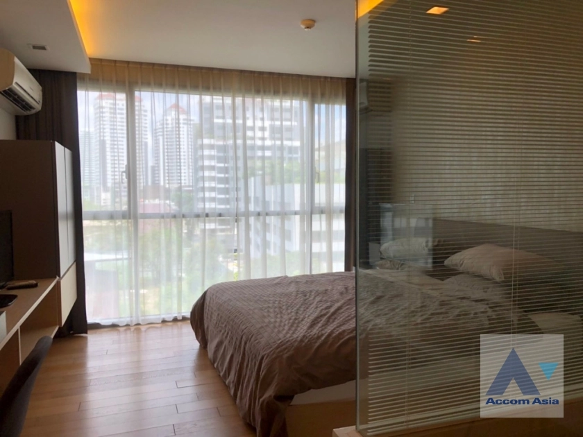 unit 2 Bedrooms  Condominium For Rent in Sukhumvit, Bangkok  near BTS Thong Lo (AA38570)