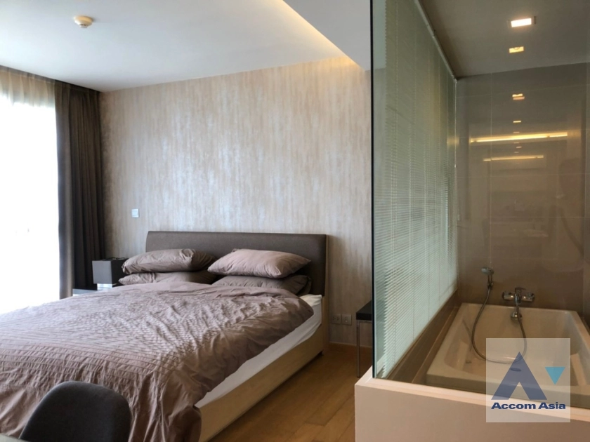 unit 2 Bedrooms  Condominium For Rent in Sukhumvit, Bangkok  near BTS Thong Lo (AA38570)