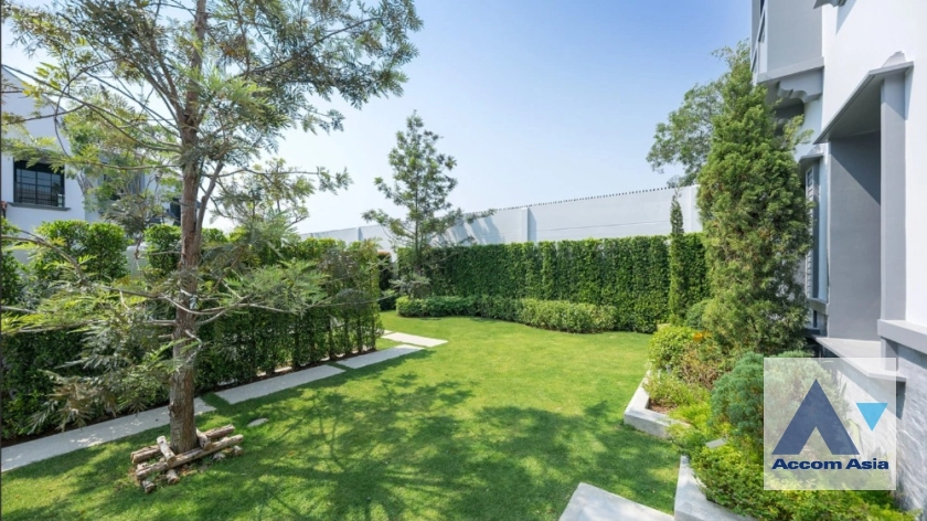  1  4 br House for rent and sale in Latkrabang ,Bangkok ARL Ban Thap Chang at Nantawan Rama 9 New Krungthepkreetha AA38579