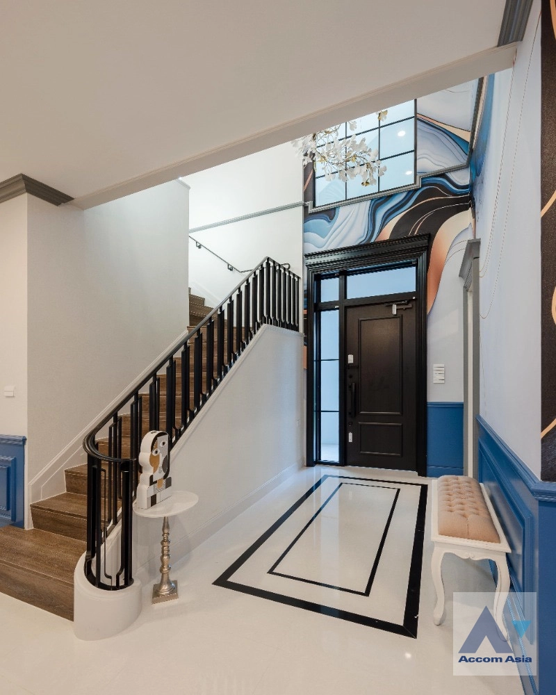 12  4 br House for rent and sale in Latkrabang ,Bangkok ARL Ban Thap Chang at Nantawan Rama 9 New Krungthepkreetha AA38579