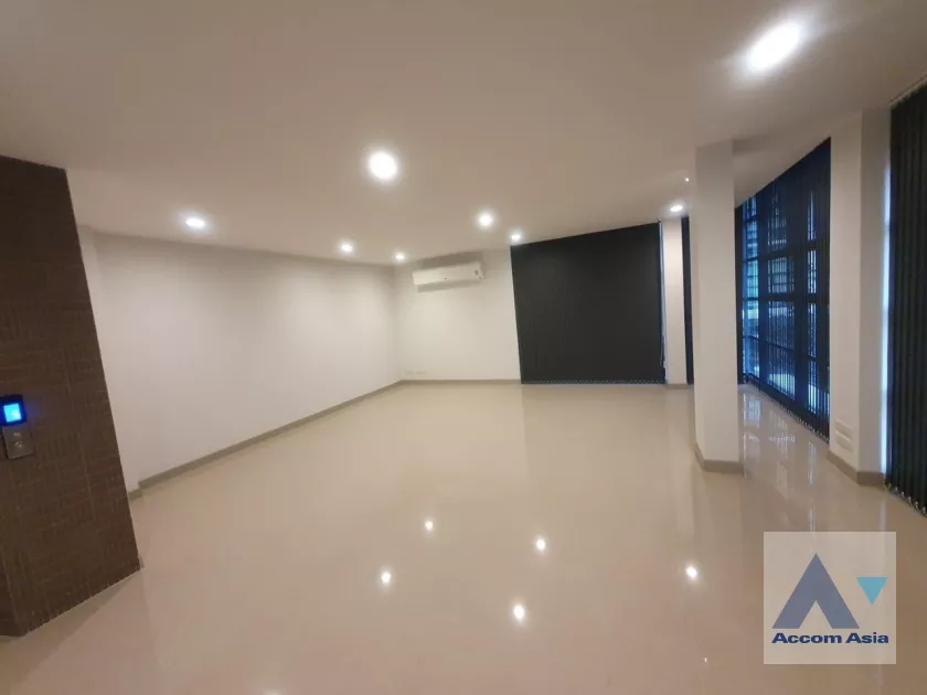6  3 br House For Rent in Ratchadaphisek ,Bangkok  at Premium Place  AA38580