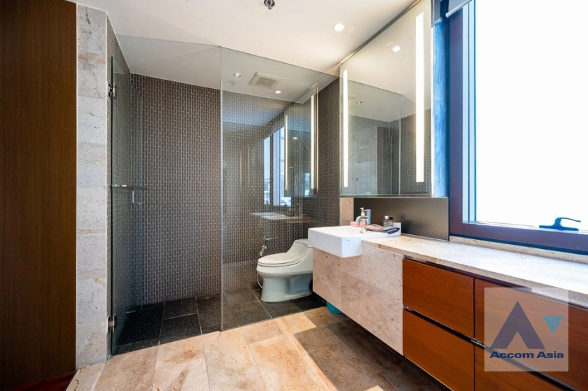 13  2 br Condominium for rent and sale in Ploenchit ,Bangkok BTS Ratchadamri at Hansar Residence AA38595