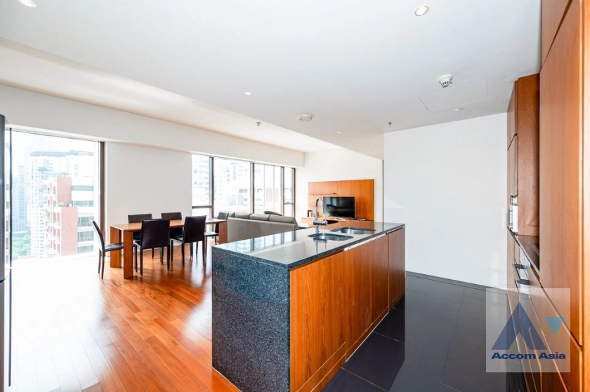 5  2 br Condominium for rent and sale in Ploenchit ,Bangkok BTS Ratchadamri at Hansar Residence AA38595