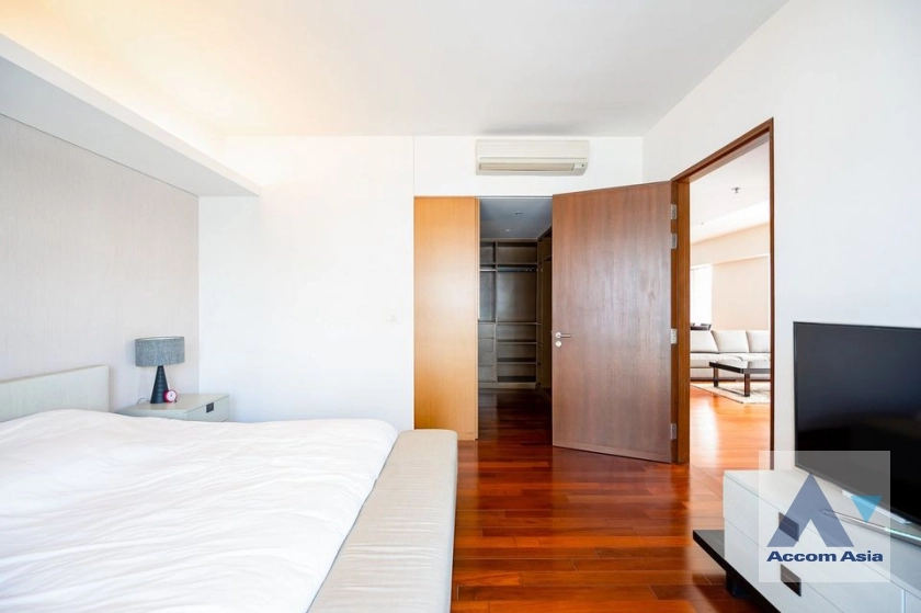 16  2 br Condominium for rent and sale in Ploenchit ,Bangkok BTS Ratchadamri at Hansar Residence AA38595