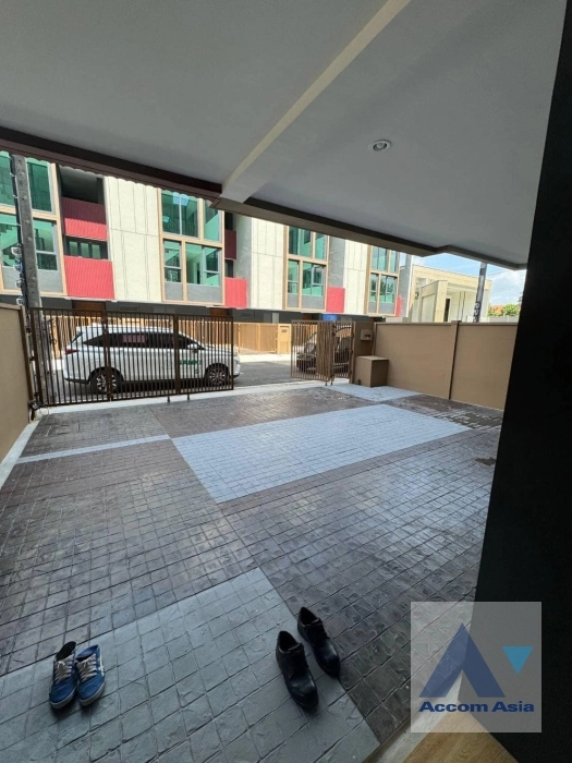 31  3 br House For Rent in Sukhumvit ,Bangkok BTS On Nut at Baan Klang Muang CLASSE Sukhumvit 77 AA38596