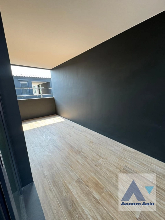 26  3 br House For Rent in Sukhumvit ,Bangkok BTS On Nut at Baan Klang Muang CLASSE Sukhumvit 77 AA38596