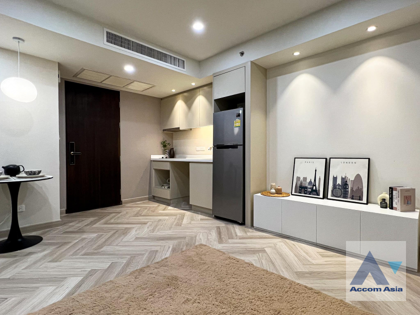 unit 1 Bedroom  Condominium For Rent & Sale in Sukhumvit, Bangkok  near BTS Thong Lo (AA38600)