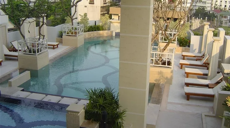 6  3 br Apartment For Rent in Sukhumvit ,Bangkok BTS Nana at Fully Furnished Suites 15282