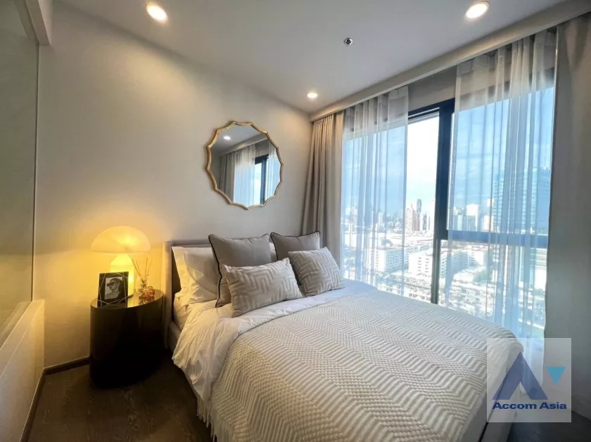 unit 1 Bedroom  Condominium For Sale in Sukhumvit, Bangkok  near MRT Khlong Toei (AA38601)
