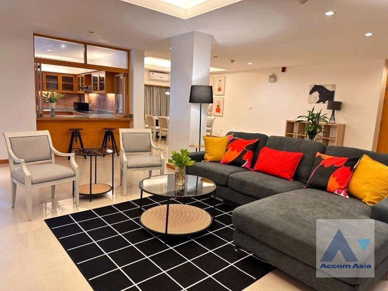  1  3 br Apartment For Rent in Sathorn ,Bangkok MRT Lumphini at Cozy and Convenient Apartment Near Garden Intl AA38603