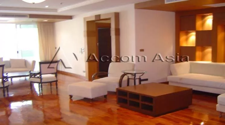unitPet friendly |  4 Bedrooms  Apartment For Rent in Sukhumvit, Bangkok  near BTS Nana (15283)