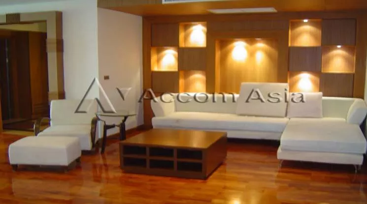  1  4 br Apartment For Rent in Sukhumvit ,Bangkok BTS Nana at Fully Furnished Suites 15283