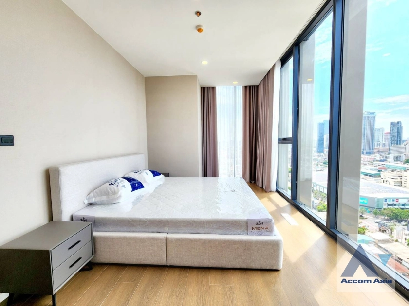 5  2 br Condominium for rent and sale in Ploenchit ,Bangkok BTS National Stadium at Cooper Siam condominium AA38619