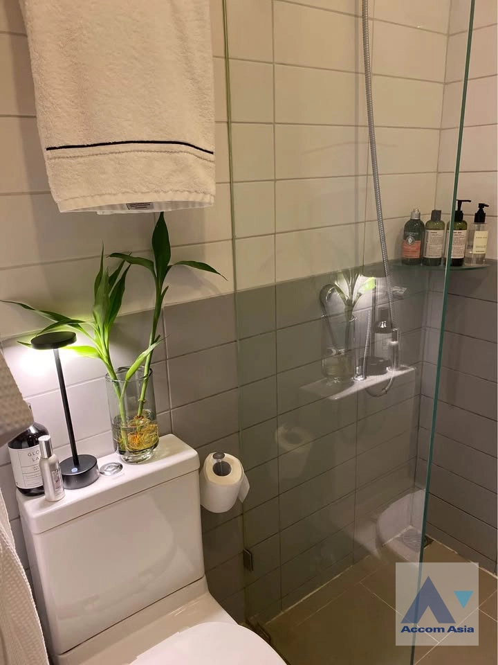 9  1 br Condominium For Rent in Sukhumvit ,Bangkok BTS Thong Lo at Ideo Mobi Sukhumvit AA38620