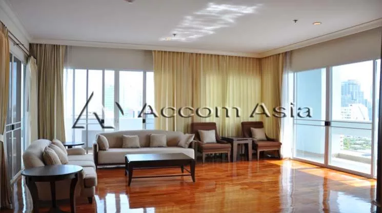 unitBig Balcony, Pet friendly |  4 Bedrooms  Apartment For Rent in Sukhumvit, Bangkok  near BTS Nana (15284)