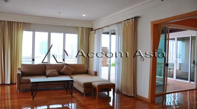 Big Balcony, Pet friendly |  4 Bedrooms  Apartment For Rent in Sukhumvit, Bangkok  near BTS Nana (15284)