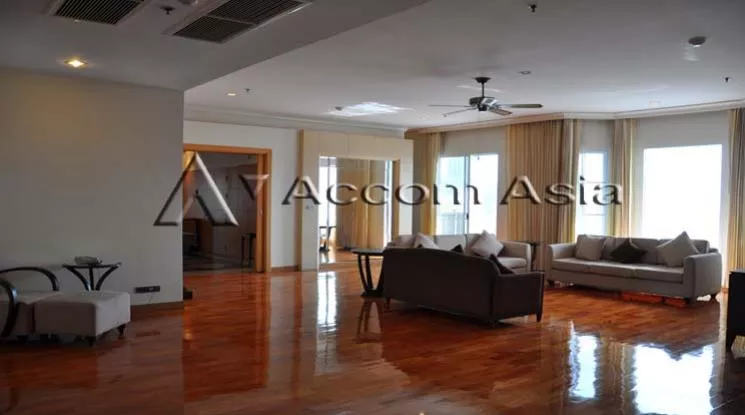 Big Balcony, Pet friendly |  4 Bedrooms  Apartment For Rent in Sukhumvit, Bangkok  near BTS Nana (15284)