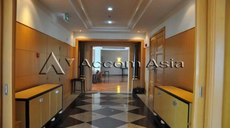 5  4 br Apartment For Rent in Sukhumvit ,Bangkok BTS Nana at Fully Furnished Apartment, Only 2 mins walk to BTS 15284