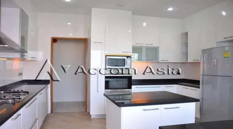 7  4 br Apartment For Rent in Sukhumvit ,Bangkok BTS Nana at Fully Furnished Apartment, Only 2 mins walk to BTS 15284