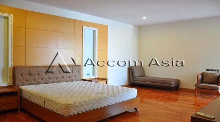8  4 br Apartment For Rent in Sukhumvit ,Bangkok BTS Nana at Fully Furnished Suites 15284