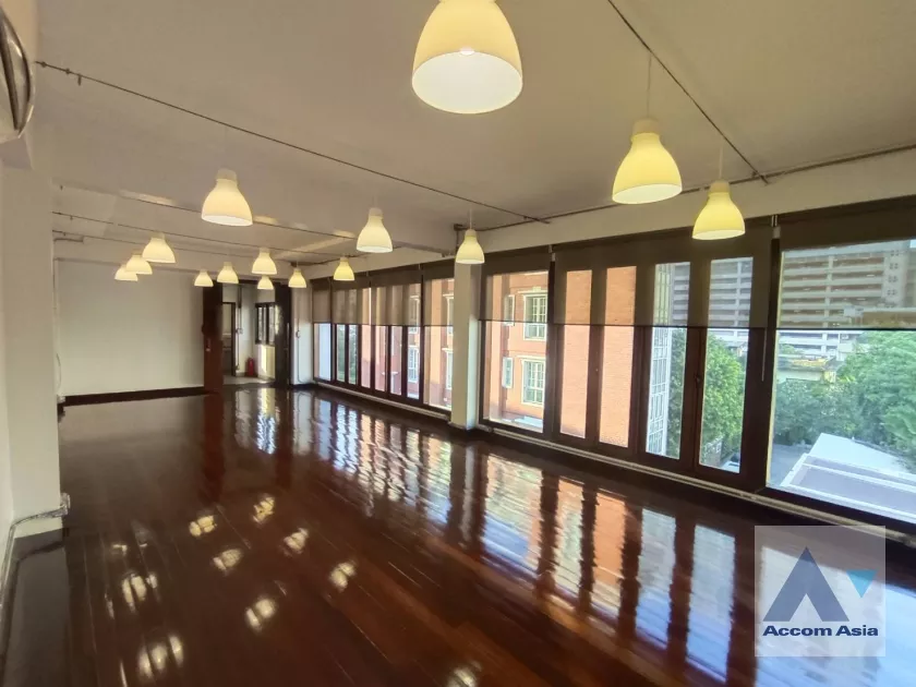 unit Office space For Rent in Sukhumvit, Bangkok  near BTS Nana (AA38621)