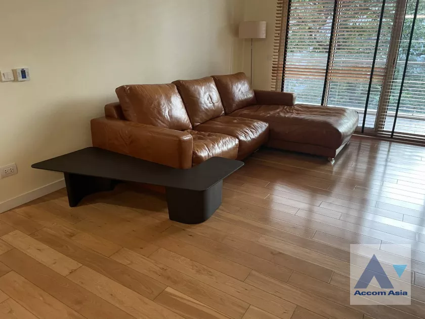 unit 2 Bedrooms  Condominium For Rent & Sale in Silom, Bangkok  near BTS Sala Daeng - MRT Silom (AA38626)