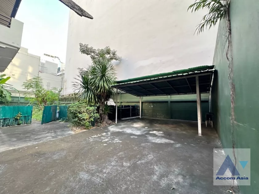 5  House For Sale in sukhumvit ,Bangkok BTS Asok AA38638