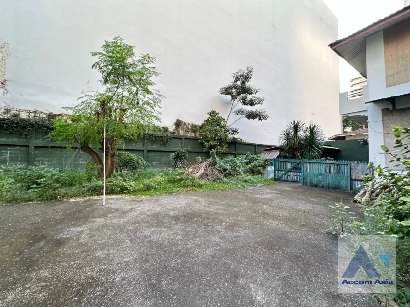 6  House For Sale in Sukhumvit ,Bangkok BTS Asok AA38638