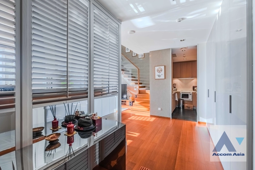 4  1 br Condominium For Sale in Sathorn ,Bangkok BTS Chong Nonsi - MRT Lumphini at The Sukhothai Residence AA38639