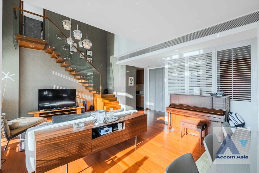 8  1 br Condominium For Sale in Sathorn ,Bangkok BTS Chong Nonsi - MRT Lumphini at The Sukhothai Residence AA38639