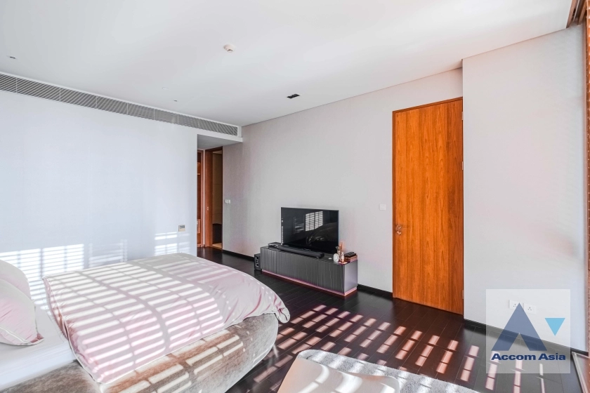 15  1 br Condominium For Sale in Sathorn ,Bangkok BTS Chong Nonsi - MRT Lumphini at The Sukhothai Residence AA38639