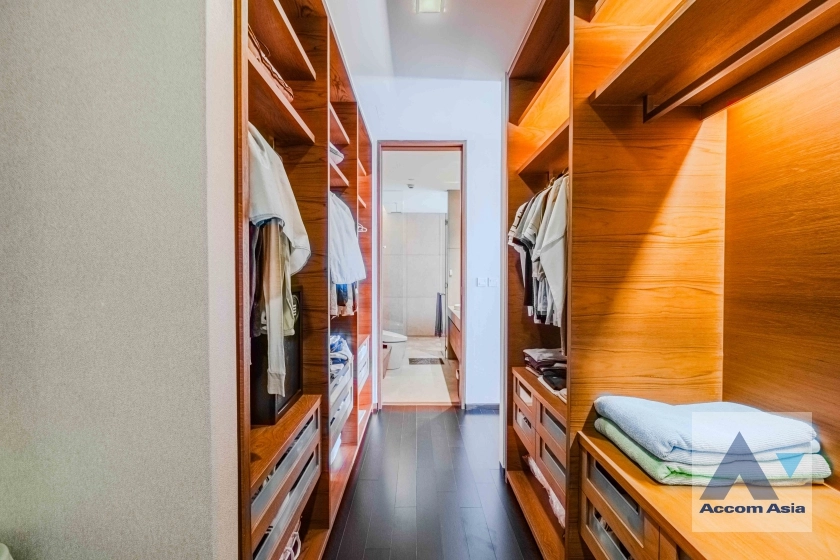 18  1 br Condominium For Sale in Sathorn ,Bangkok BTS Chong Nonsi - MRT Lumphini at The Sukhothai Residence AA38639