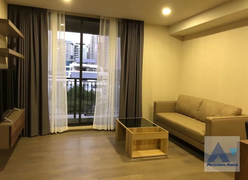  1  1 br Condominium For Sale in Ploenchit ,Bangkok BTS Ratchadamri - MRT Silom at Klass Sarasin-Rajdamri AA38649