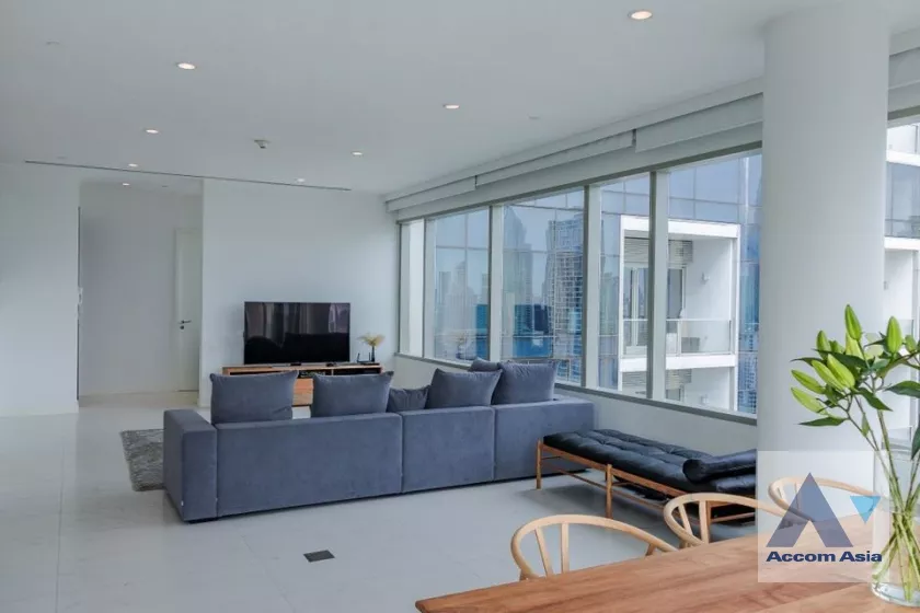 unitHuge Terrace |  3 Bedrooms  Condominium For Rent & Sale in Ploenchit, Bangkok  near BTS Ratchadamri - MRT Silom (AA38650)