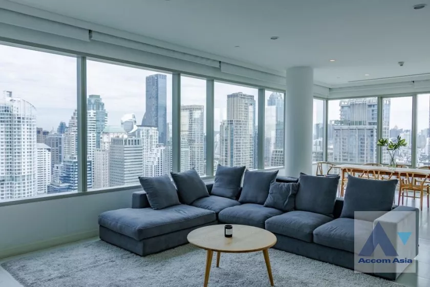 unitHuge Terrace |  3 Bedrooms  Condominium For Rent & Sale in Ploenchit, Bangkok  near BTS Ratchadamri - MRT Silom (AA38650)