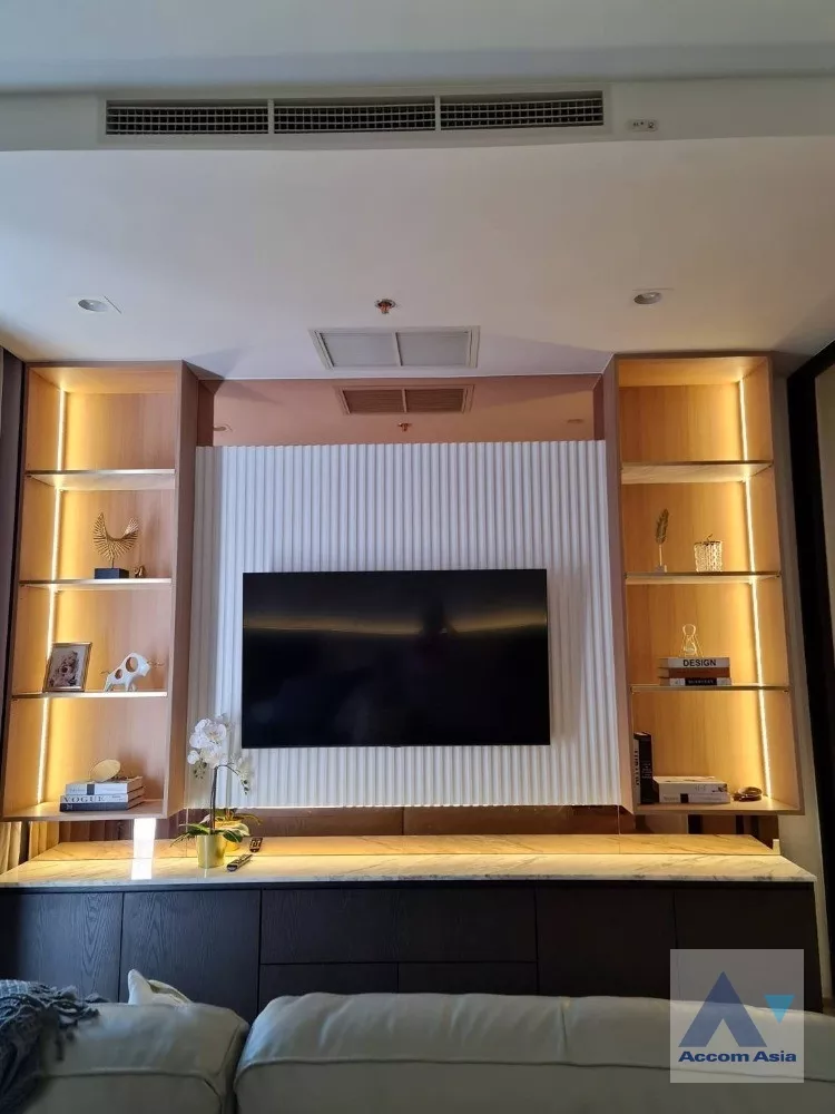 5  1 br Condominium for rent and sale in Ploenchit ,Bangkok BTS Ploenchit at Noble Ploenchit AA38659