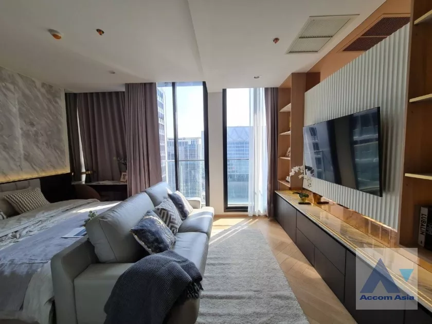 Noble Ploenchit Condominium  1 Bedroom for Sale & Rent BTS Ploenchit in Ploenchit Bangkok