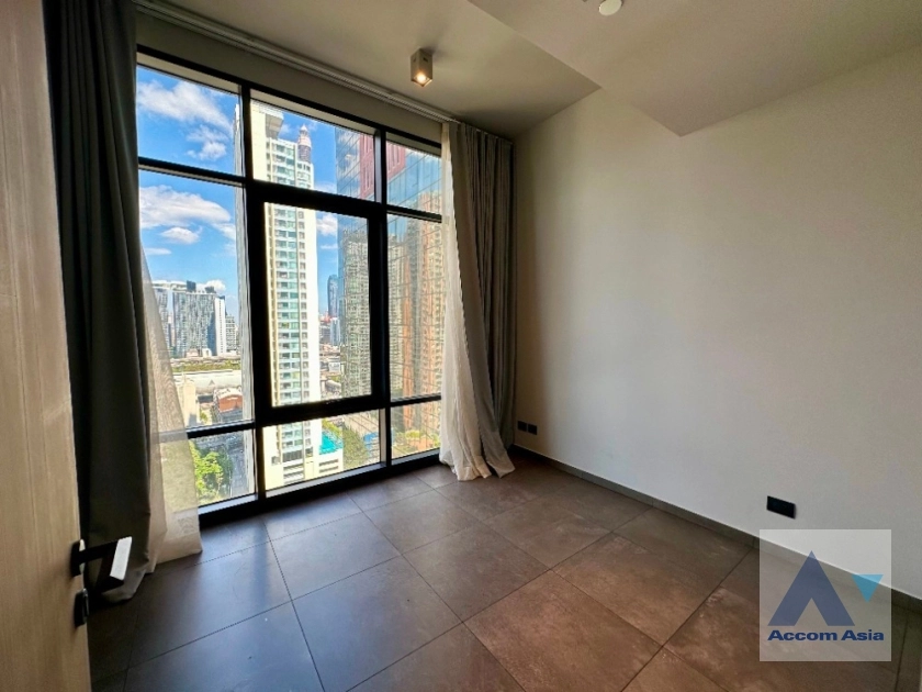 4  2 br Condominium For Sale in Sukhumvit ,Bangkok MRT Phetchaburi at The Lofts Asoke AA38663