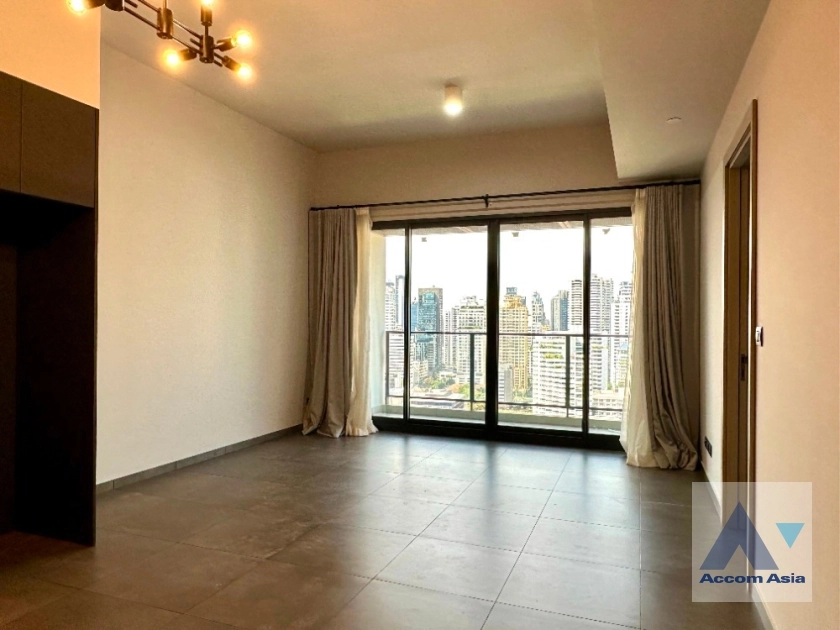 The Lofts Asoke Condominium  2 Bedroom for Sale MRT Phetchaburi in Sukhumvit Bangkok