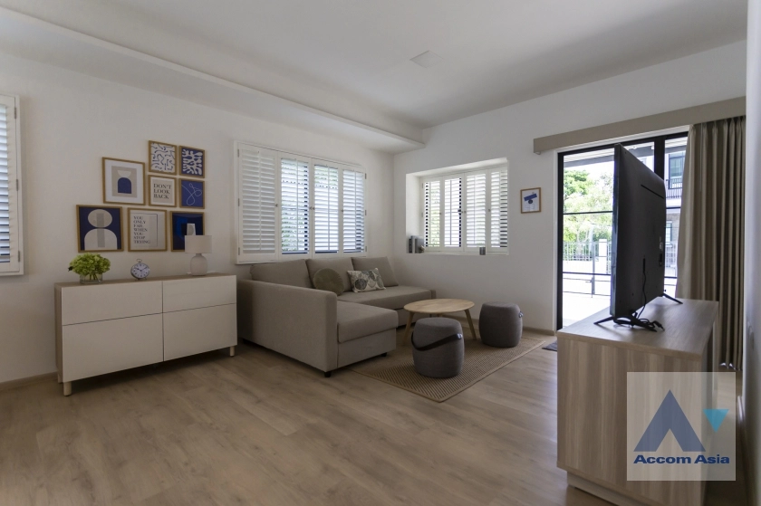 unit 3 Bedrooms  Townhouse For Rent in Samutprakan, Samutprakan  (AA38674)