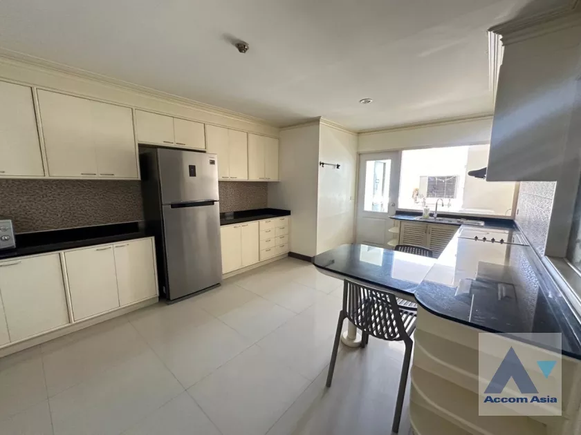 7  3 br Condominium for rent and sale in Sukhumvit ,Bangkok BTS Nana at Newton Tower AA38675