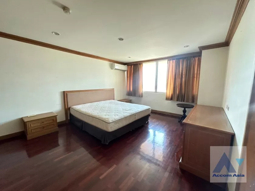 11  3 br Condominium For Rent in Sukhumvit ,Bangkok BTS Nana at Newton Tower AA38675