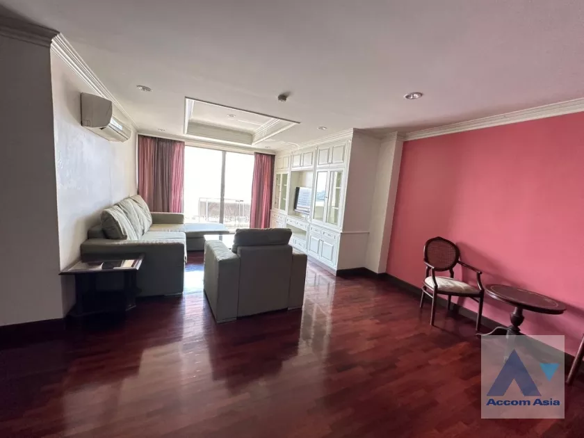 unit 3 Bedrooms  Condominium For Rent & Sale in Sukhumvit, Bangkok  near BTS Nana (AA38675)